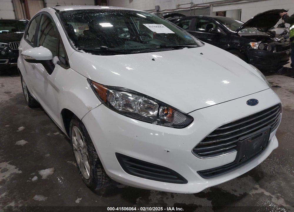 2015 FORD FIESTA VIN: 3FADP4EJ9FM208055