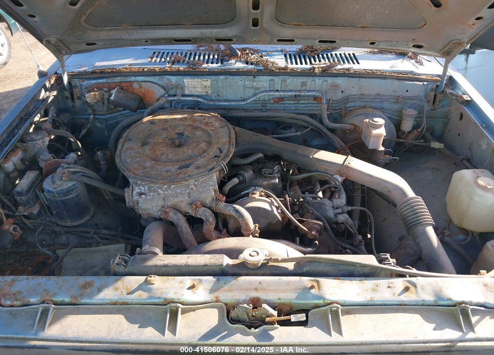 1987 MAZDA B2000 VIN: JM2UF1110H0533504