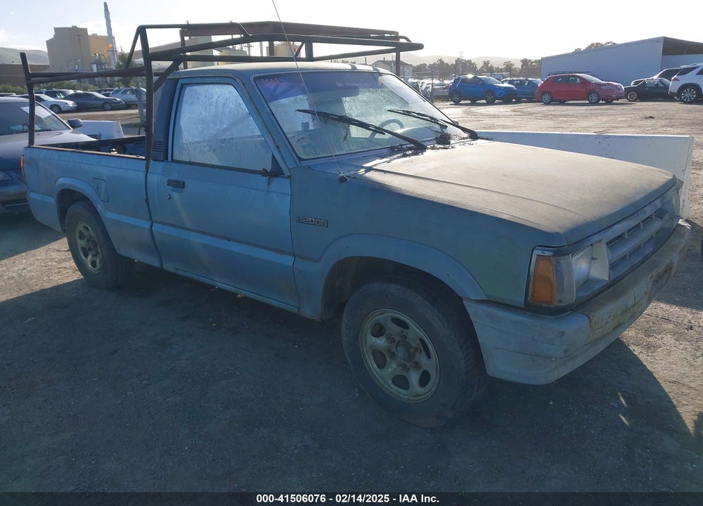 1987 MAZDA B2000 VIN: JM2UF1110H0533504