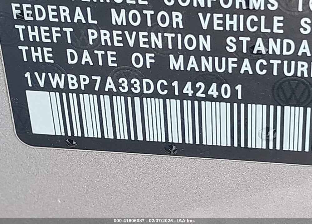 2013 VOLKSWAGEN PASSAT 2.5L SE VIN: 1VWBP7A33DC142401
