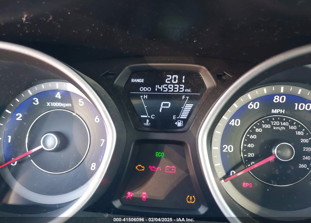 2013 HYUNDAI ELANTRA VIN: KMHDH4AE8DU727585