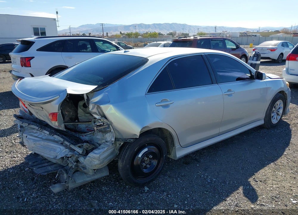 2011 TOYOTA CAMRY SE VIN: 4T1BF3EK4BU607495
