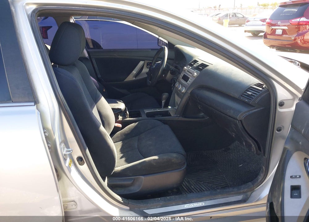 2011 TOYOTA CAMRY SE VIN: 4T1BF3EK4BU607495