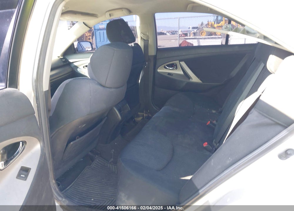 2011 TOYOTA CAMRY SE VIN: 4T1BF3EK4BU607495