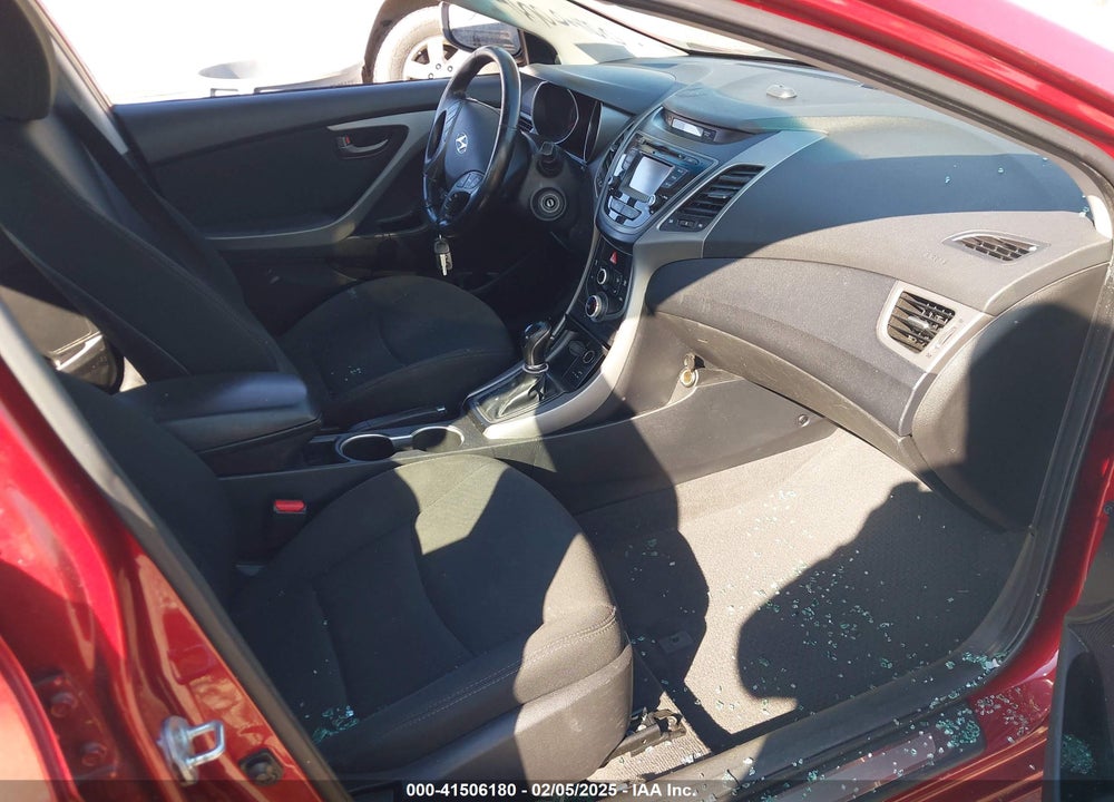 2015 HYUNDAI ELANTRA VIN: 5NPDH4AE4FH561292
