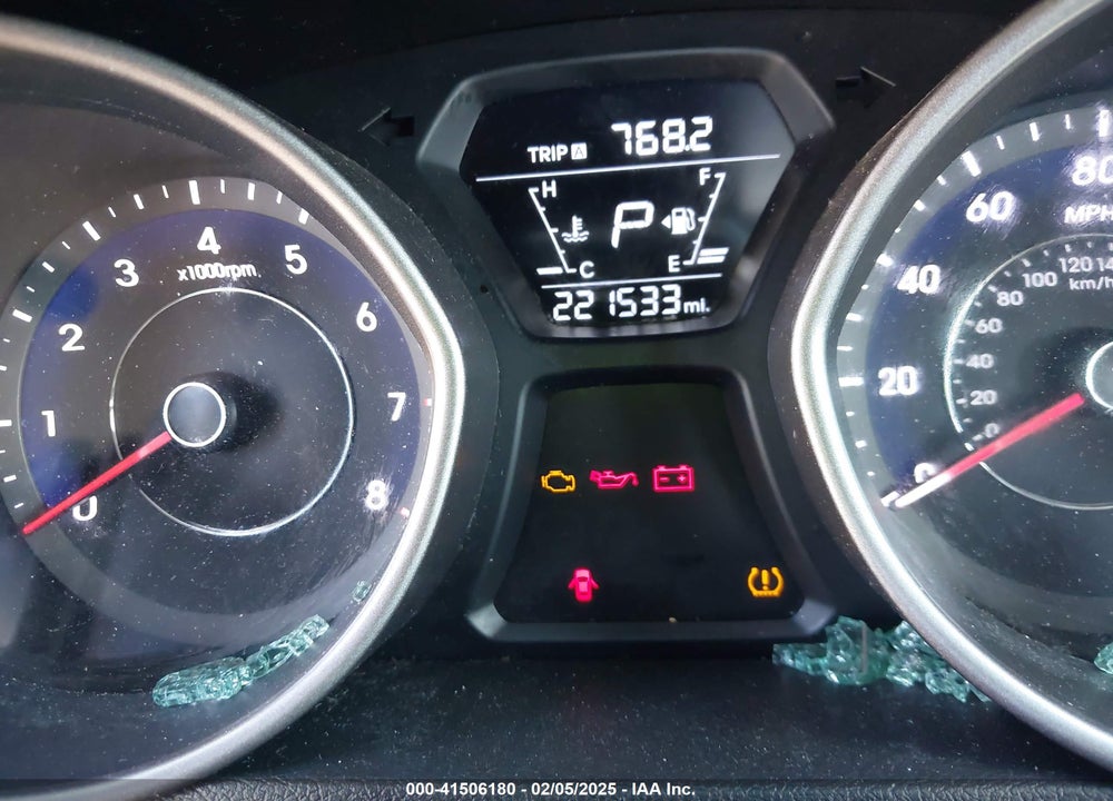 2015 HYUNDAI ELANTRA VIN: 5NPDH4AE4FH561292