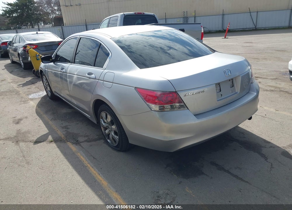 2008 HONDA ACCORD 2.4 LX VIN: 1HGCP26318A152074