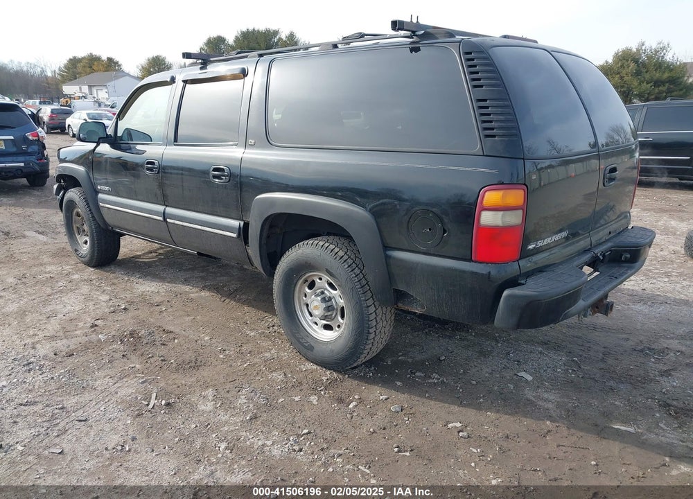 2000 CHEVROLET SUBURBAN 2500 LT VIN: 3GNGK26U0YG197958