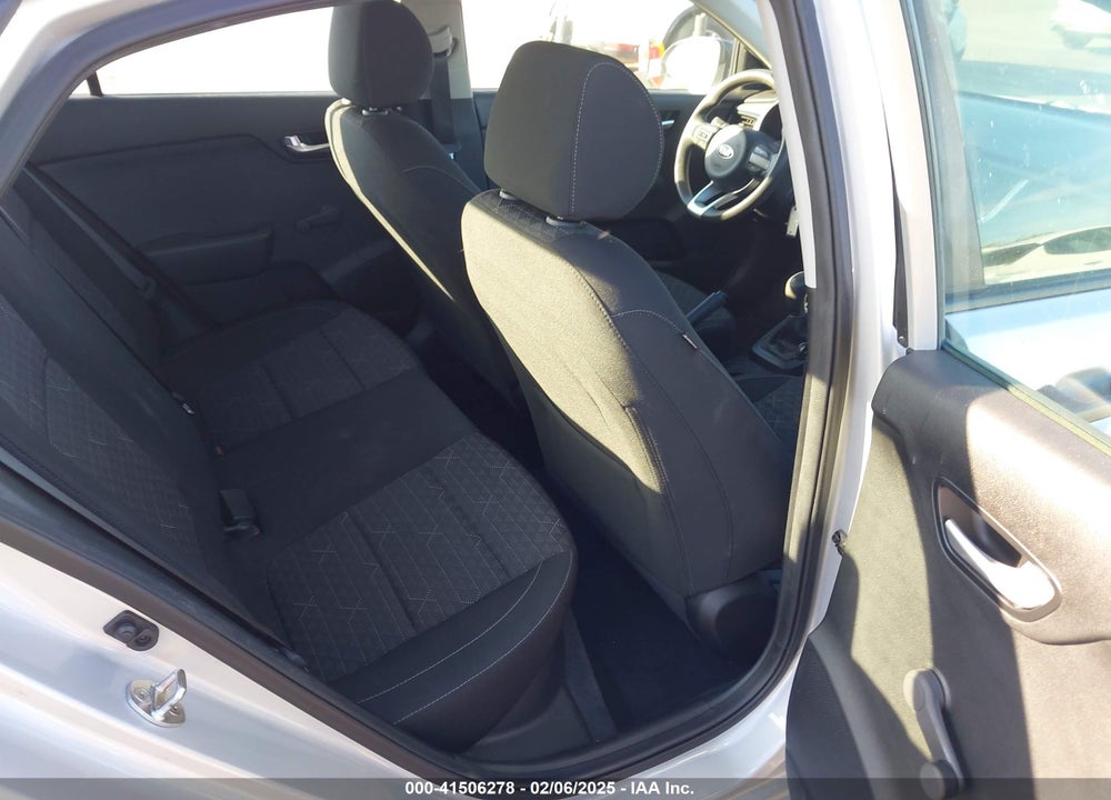 2018 KIA RIO LX VIN: 3KPA24ABXJE082107