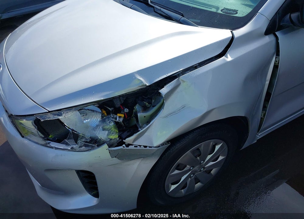 2018 KIA RIO LX VIN: 3KPA24ABXJE082107