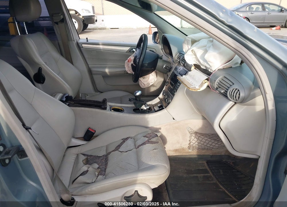 2006 MERCEDES-BENZ C 230 VIN: WDBRF52H26A899855