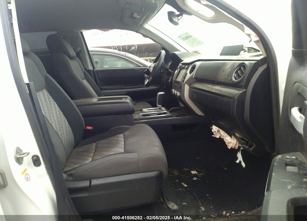2018 TOYOTA TUNDRA VIN: 5TFUW5F12JX754538