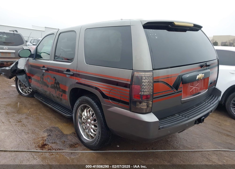 2008 CHEVROLET TAHOE LT VIN: 1GNFK13018R127103