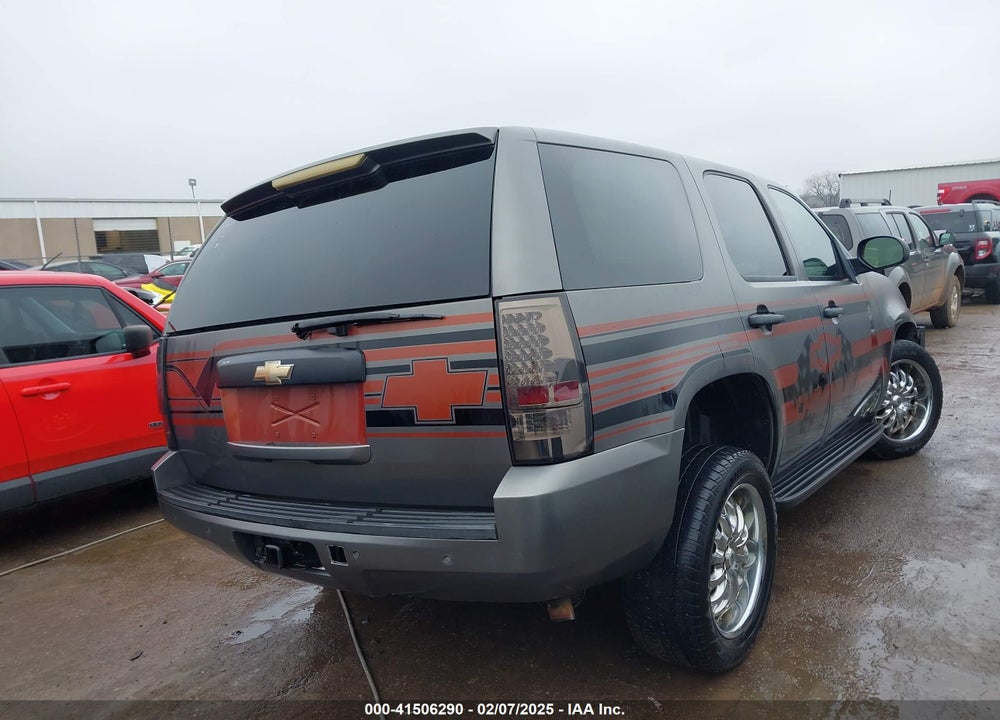 2008 CHEVROLET TAHOE LT VIN: 1GNFK13018R127103