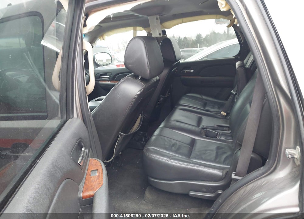 2008 CHEVROLET TAHOE LT VIN: 1GNFK13018R127103