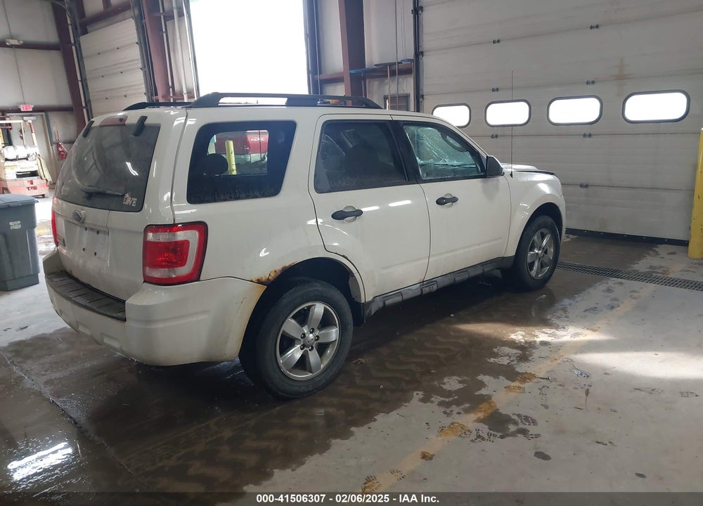 2009 FORD ESCAPE XLT VIN: 1FMCU03G99KB02517