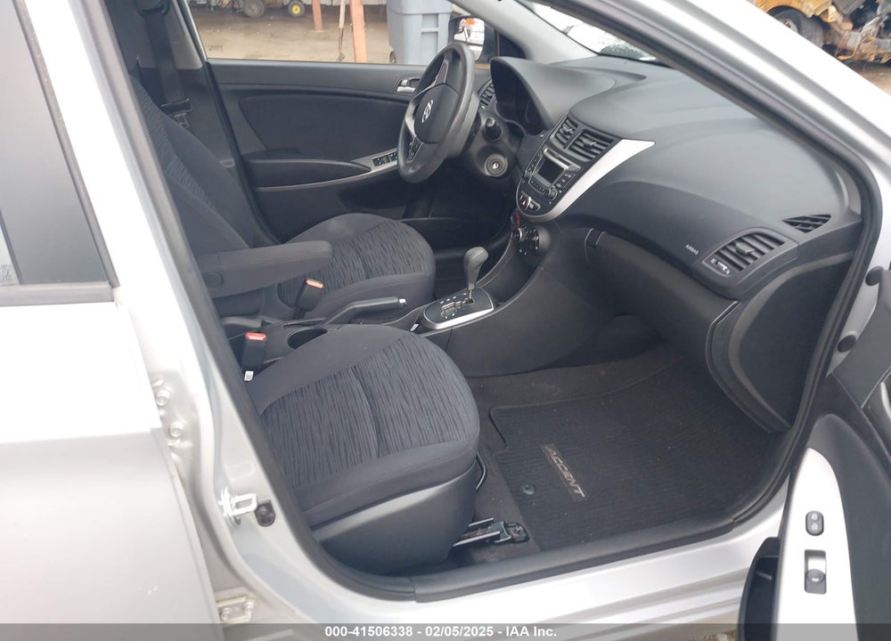 2015 HYUNDAI ACCENT VIN: KMHCT5AE8FU212072