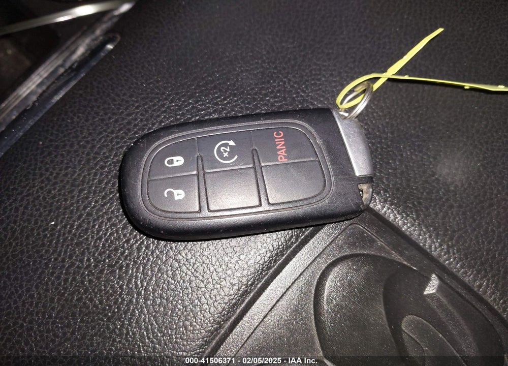 2014 RAM 1500 VIN: 1C6RR7NTXES387992