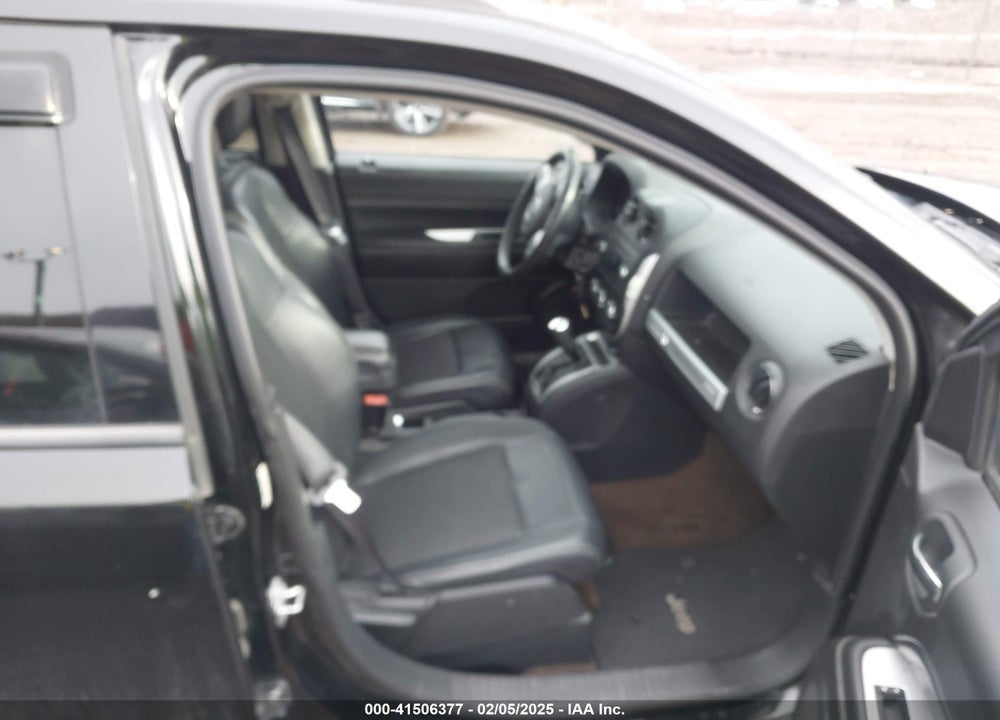 2015 JEEP COMPASS LATITUDE VIN: 1C4NJDEB9FD216547