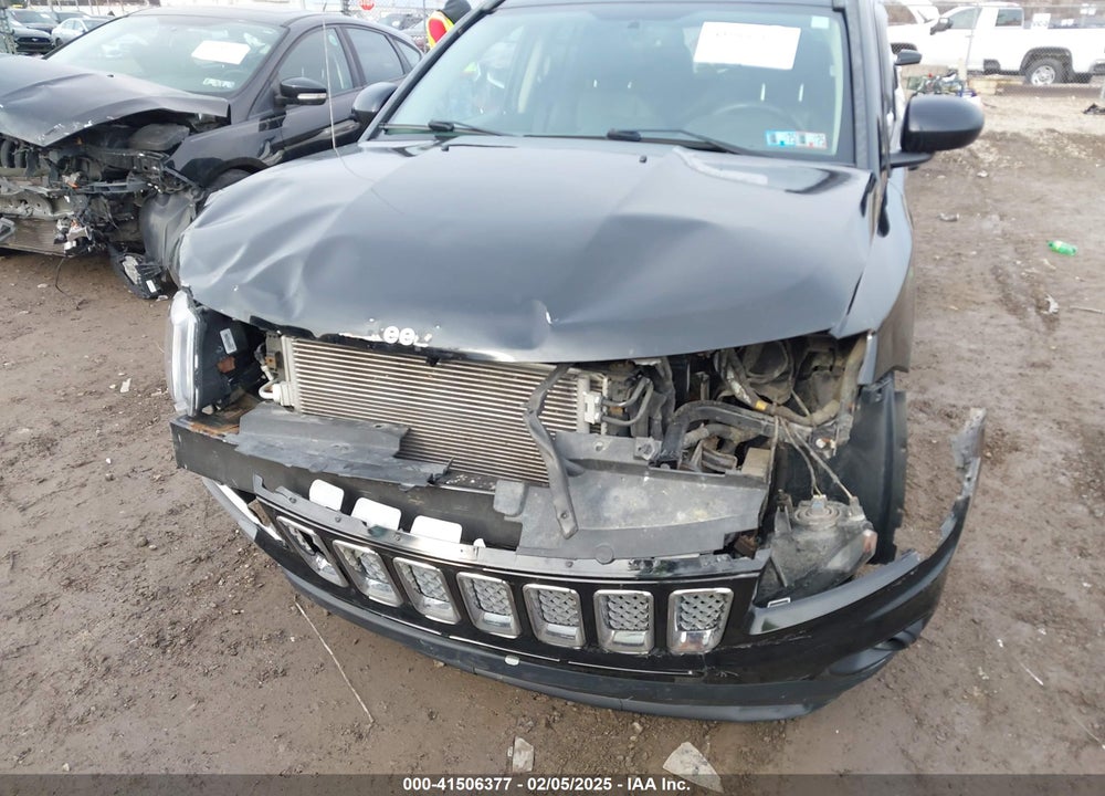 2015 JEEP COMPASS LATITUDE VIN: 1C4NJDEB9FD216547