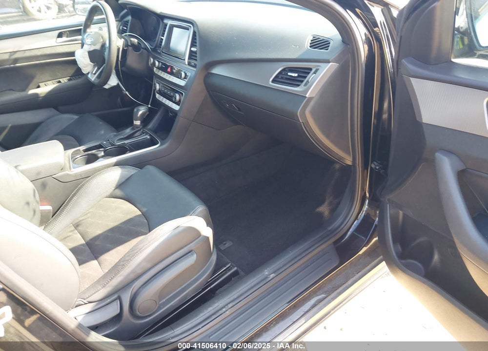 2018 HYUNDAI SONATA VIN: 5NPE34ABXJH694365