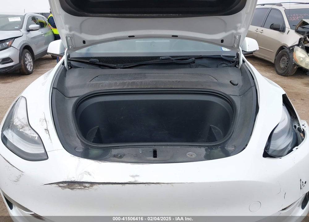 2020 TESLA MODEL Y LONG RANGE DUAL MOTOR ALL-WHEEL DRIVE/PERFORMANCE DUAL MOTOR ALL-WHEEL DRIVE VIN: 5YJYGDEF6LF038504