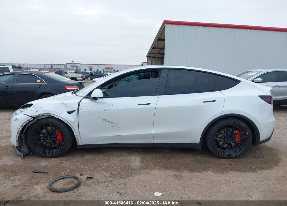 2020 TESLA MODEL Y LONG RANGE DUAL MOTOR ALL-WHEEL DRIVE/PERFORMANCE DUAL MOTOR ALL-WHEEL DRIVE VIN: 5YJYGDEF6LF038504