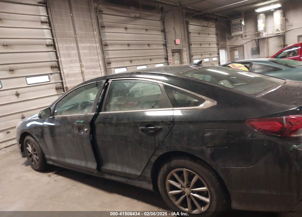2019 HYUNDAI SONATA VIN: 5NPE24AF8KH808001