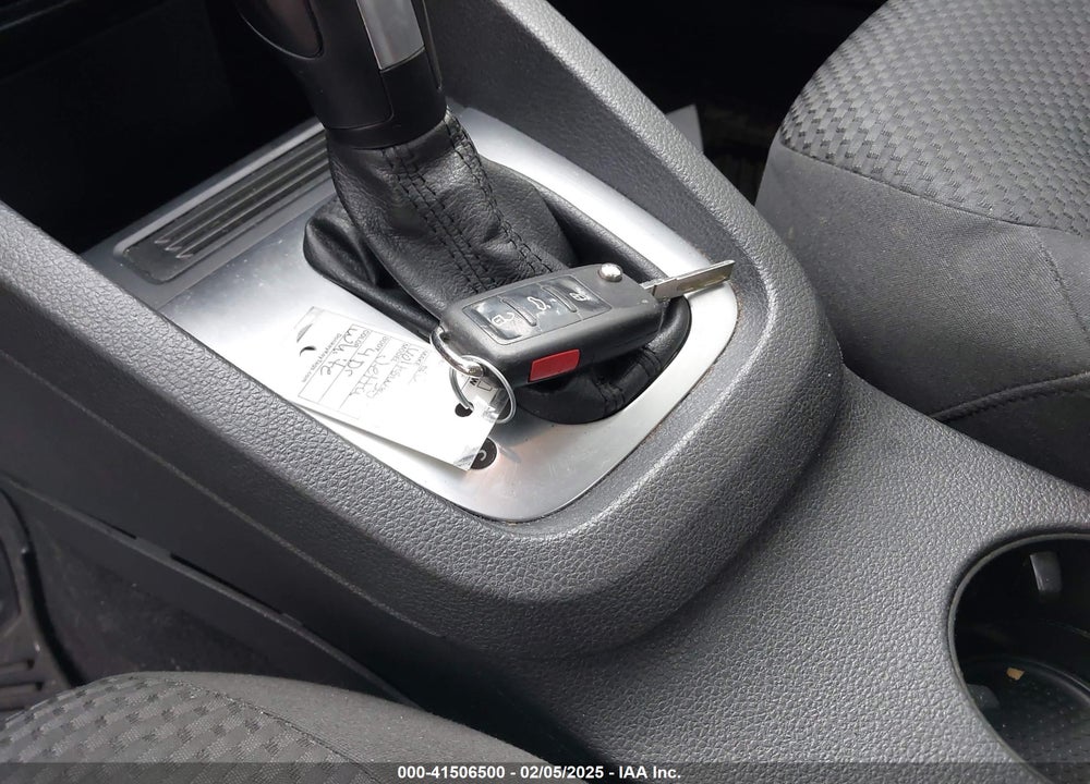 2014 VOLKSWAGEN JETTA VIN: 3VW2K7AJ6EM379283