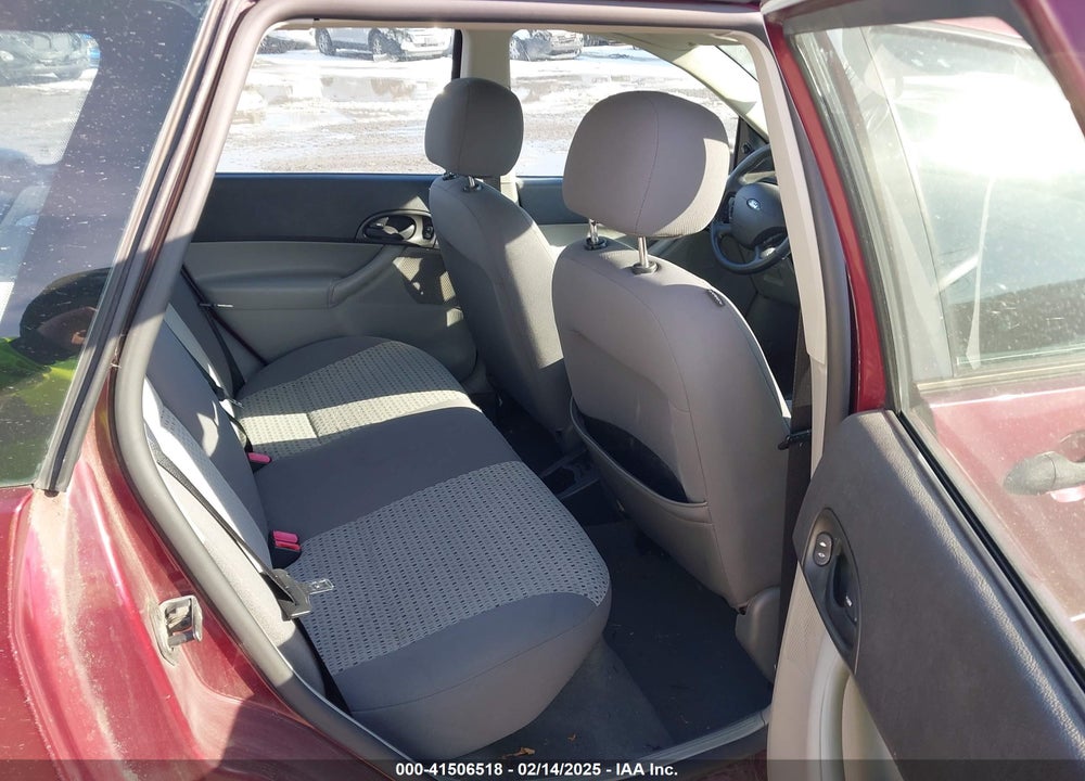 2006 FORD FOCUS ZXW VIN: 1FAHP36N26W157270