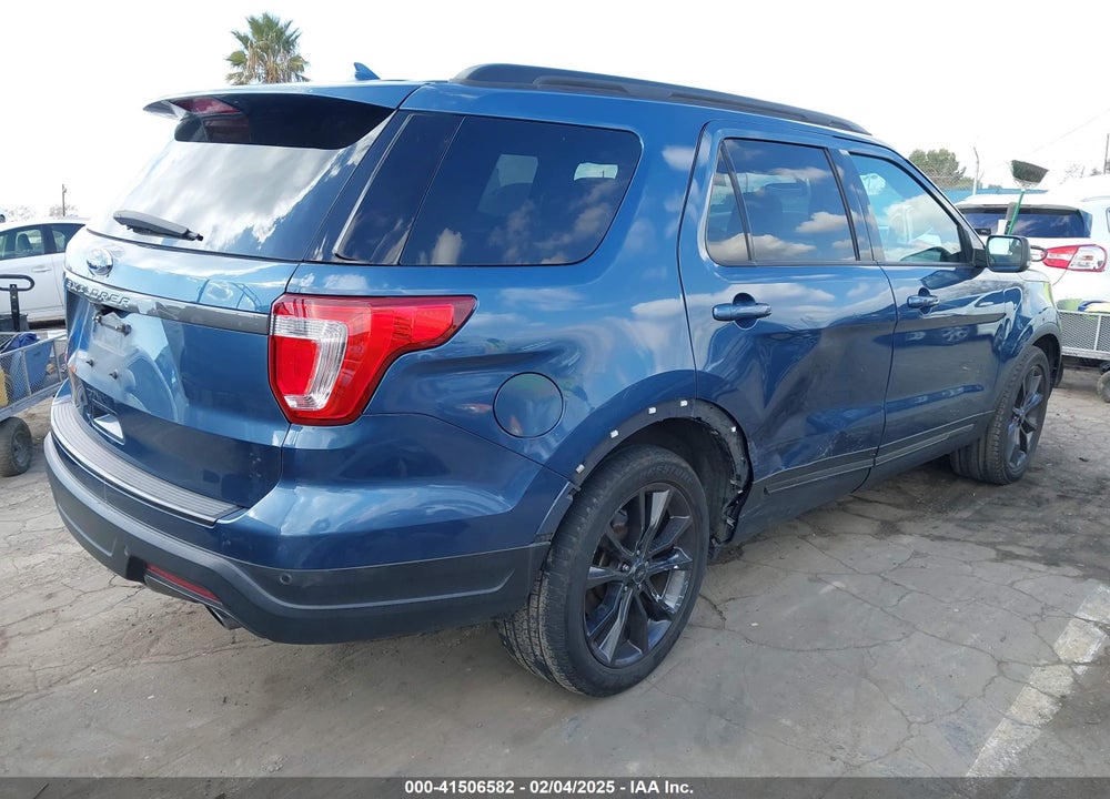 2018 FORD EXPLORER XLT VIN: 1FM5K7D86JGA55923