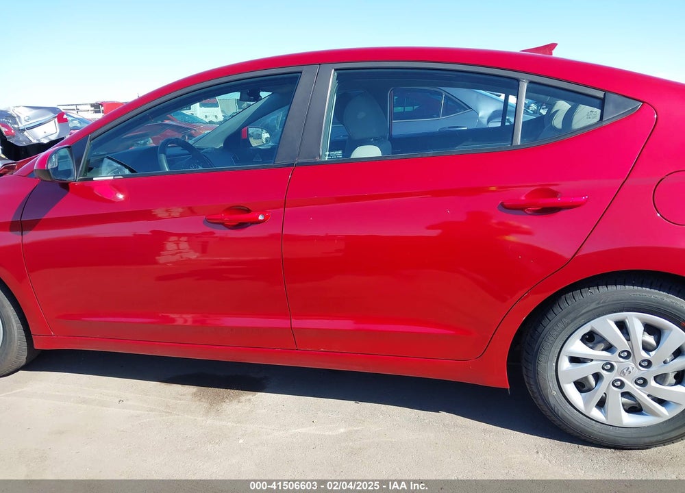 2017 HYUNDAI ELANTRA VIN: KMHD74LF1HU382852
