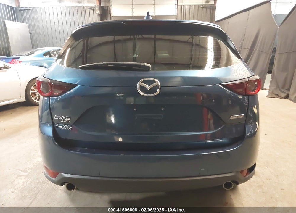 2018 MAZDA CX-5 SPORT VIN: JM3KFBBM8J0428636