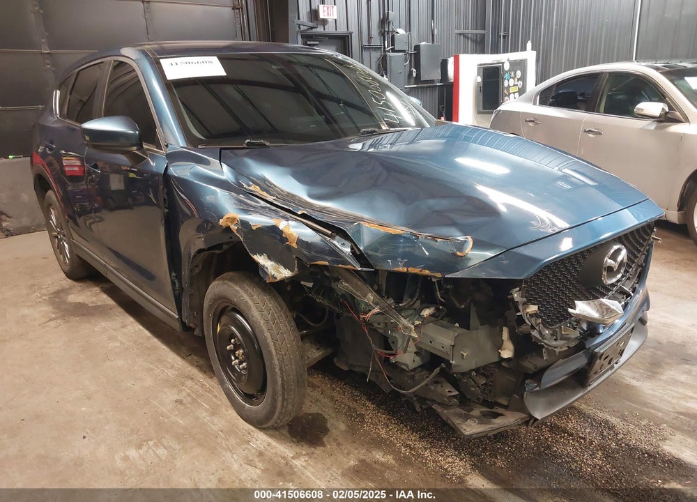 2018 MAZDA CX-5 SPORT VIN: JM3KFBBM8J0428636