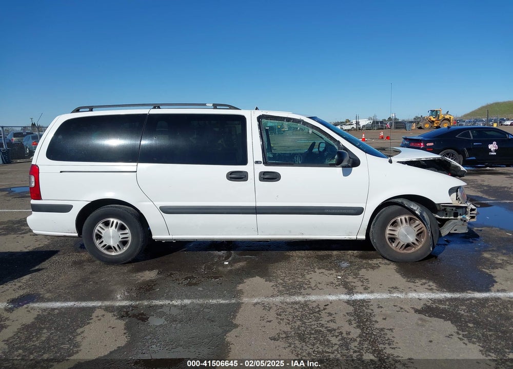 2004 CHEVROLET VENTURE LS VIN: 1GNDX03E24D177501