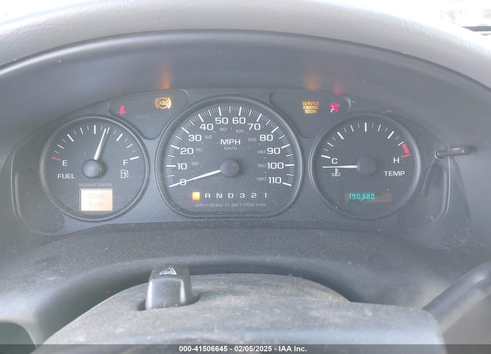 2004 CHEVROLET VENTURE LS VIN: 1GNDX03E24D177501