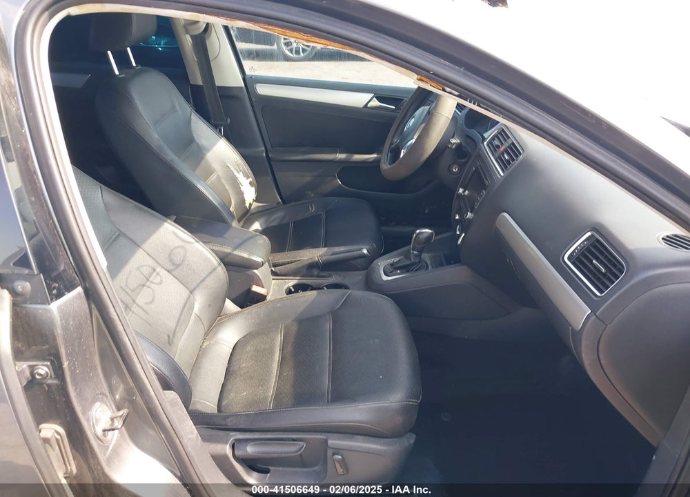 2013 VOLKSWAGEN JETTA VIN: 3VWDP7AJ3DM270711