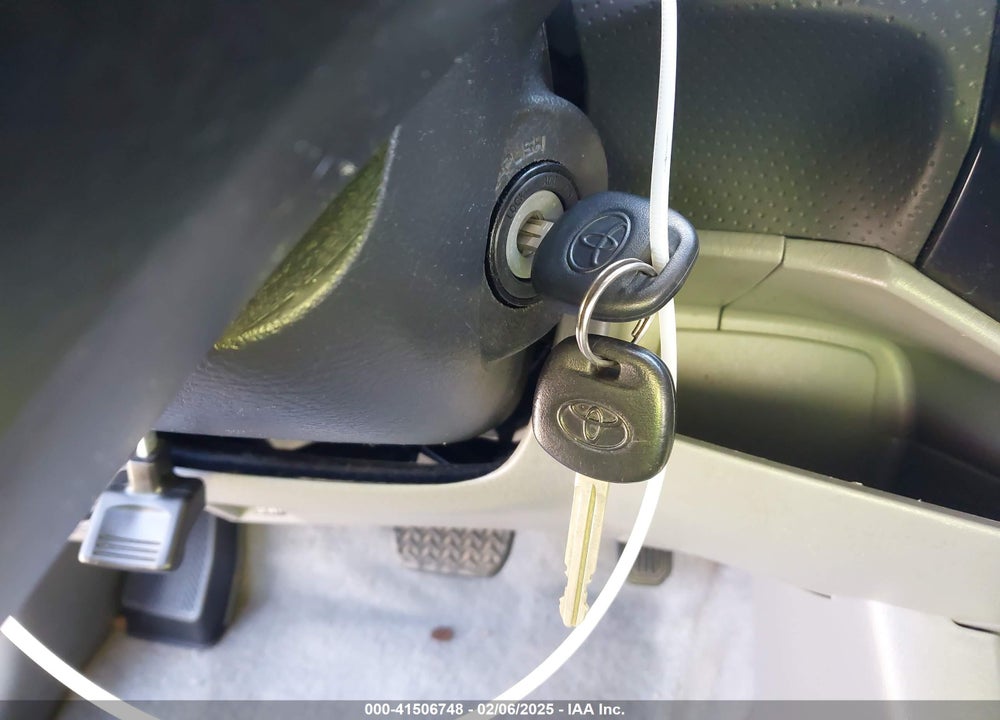2011 TOYOTA TACOMA VIN: 3TMKU4HN8BM030660