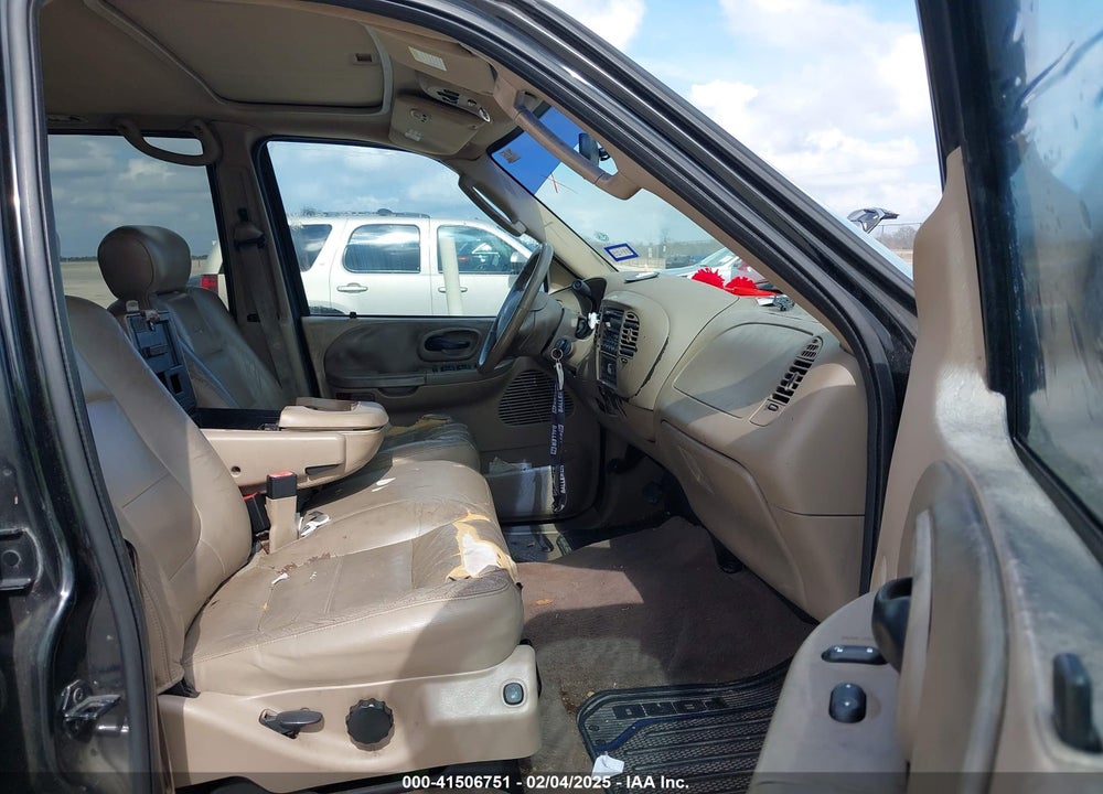 2003 FORD F-150 LARIAT/XLT VIN: 1FTRW07L13KA86689