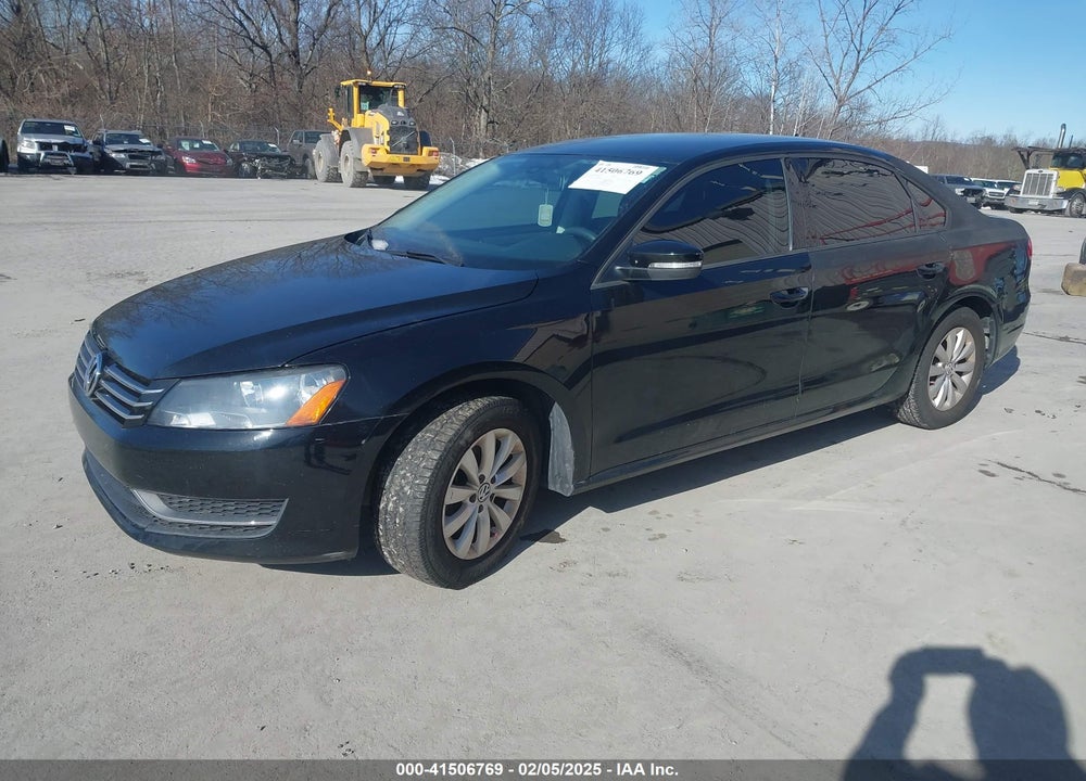 2013 VOLKSWAGEN PASSAT VIN: 1VWAH7A34DC007694