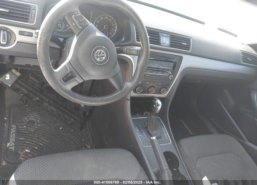 2013 VOLKSWAGEN PASSAT VIN: 1VWAH7A34DC007694