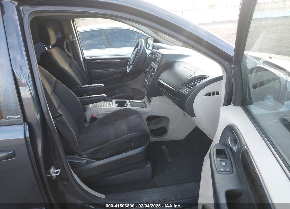 2014 DODGE GRAND CARAVAN VIN: 2C4RDGCG0ER252597