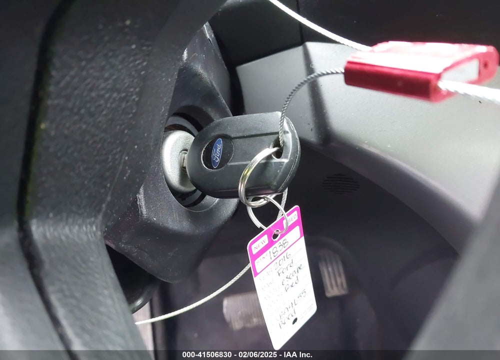2016 FORD ESCAPE VIN: 1FMCU0GX3GUB94655