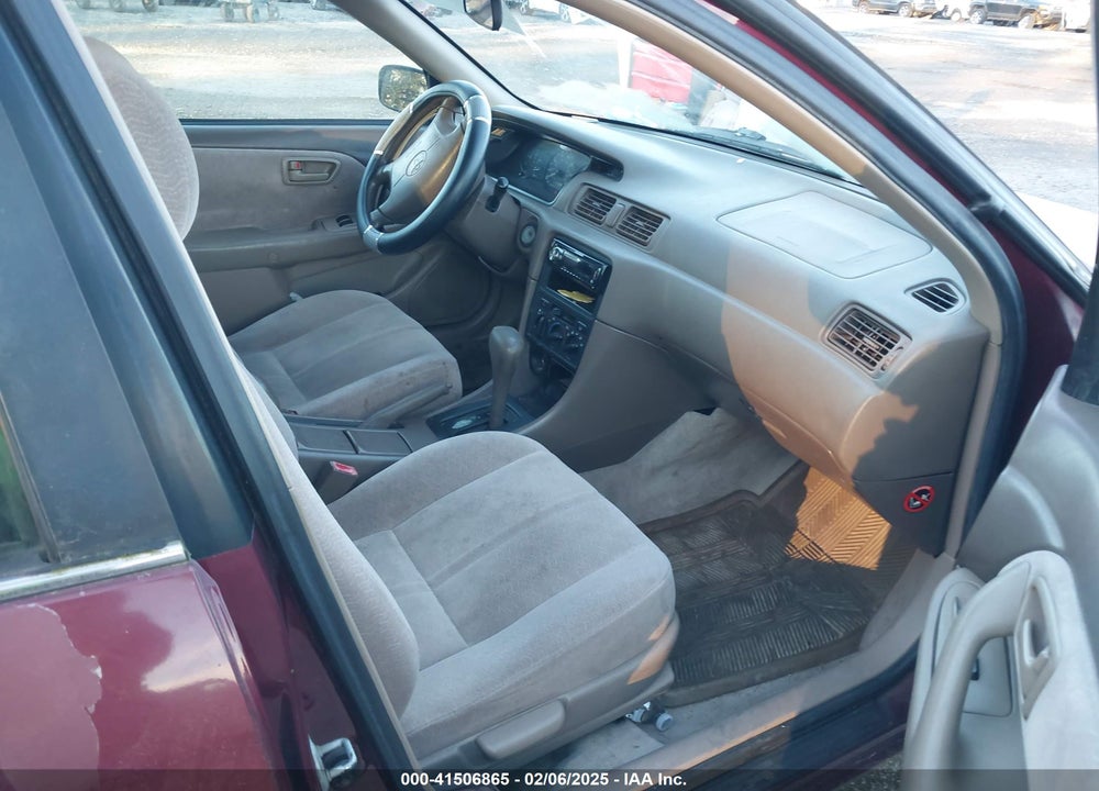 1997 TOYOTA CAMRY VIN: JT2BG22K9V0011108