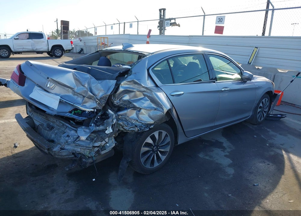 2017 HONDA ACCORD HYBRID VIN: JHMCR6F3XHC016254