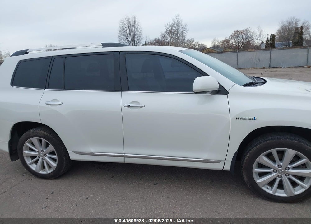 2011 TOYOTA HIGHLANDER HYBRID LIMITED V6 VIN: JTEDC3EH0B2002410