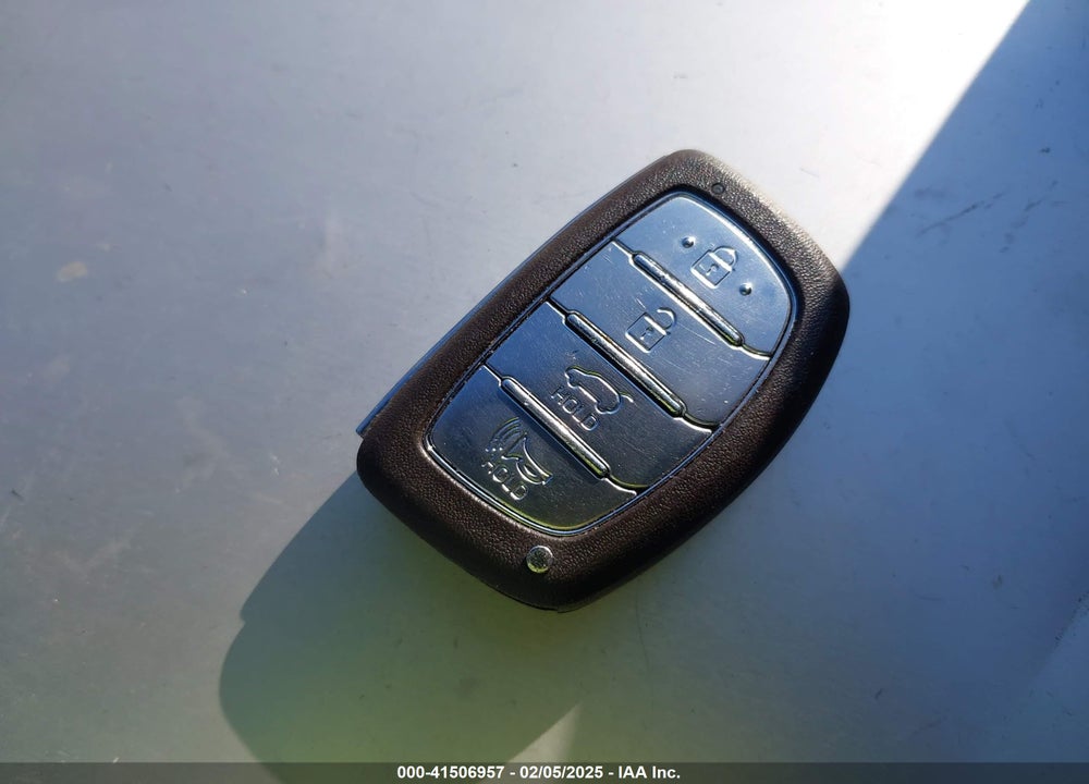 2019 HYUNDAI TUCSON VALUE VIN: KM8J33A47KU965296