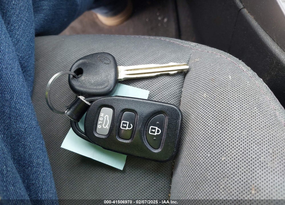 2012 HYUNDAI ELANTRA VIN: 5NPDH4AEXCH074707