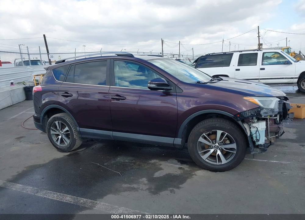 2018 TOYOTA RAV4 VIN: 2T3WFREV3JW434489