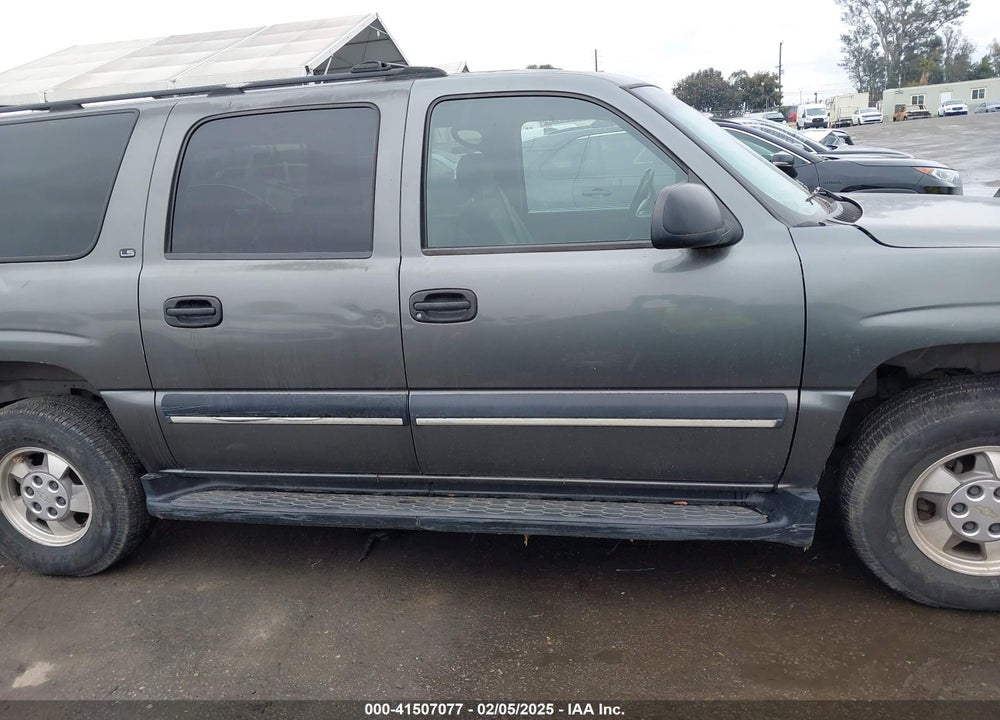 2001 CHEVROLET SUBURBAN 1500 LS VIN: 1GNEC16T41J316380